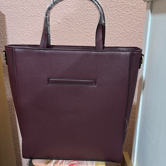 London Fog Rich Burgundy Tote - Picture 2 of 3